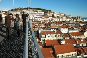 Vista de Lisboa desde o Elevador de Santa Justa