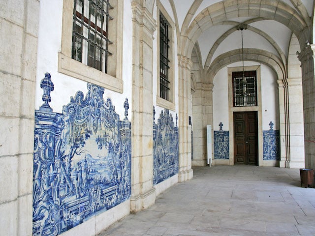 Azulejos do interior do Mosteiro de São Vicente de Fora