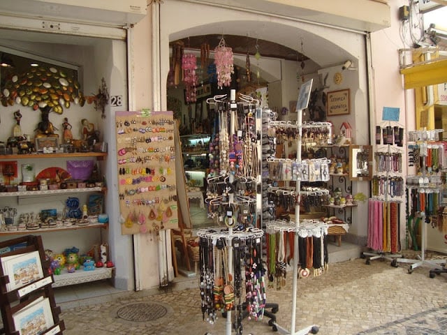 Lojas de artesanato em Albufeira