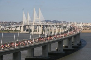Corridas e Maratonas em Portugal em 2023: Ponte Vasco da Gama em Lisboa