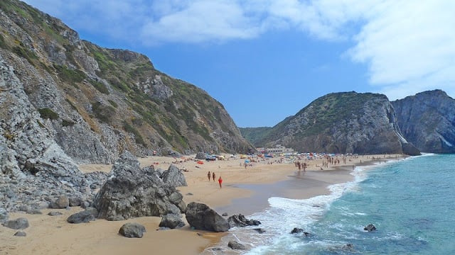 Praia da Adraga em Sintra