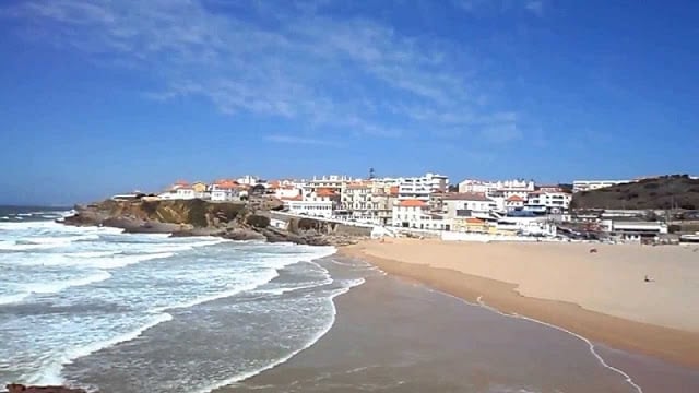 Praia das Maçãs em Sintra