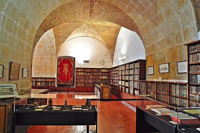 Interior da Biblioteca Joanina em Coimbra