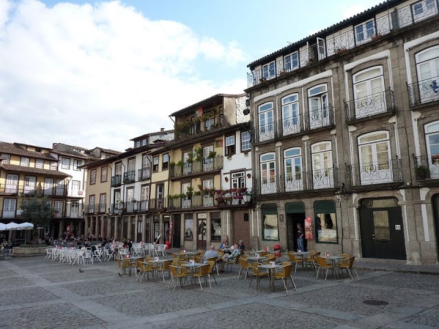 Características do centro histórico de Guimarães