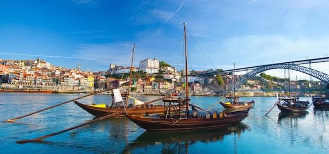Cruzeiro pelas seis pontes no Porto