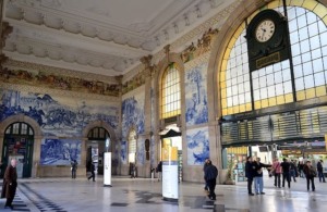 Estação São Bento - Roteiro ideal de 15 dias por Lisboa, Coimbra e Porto