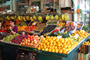 Posto de fruta no Mercado do Bolhão