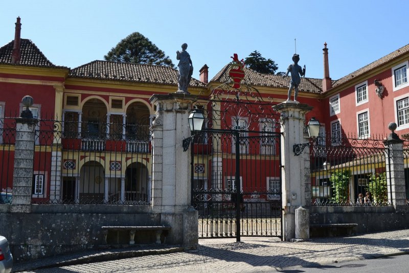 Entrada do Palácio dos Marqueses da Fronteira em Lisboa