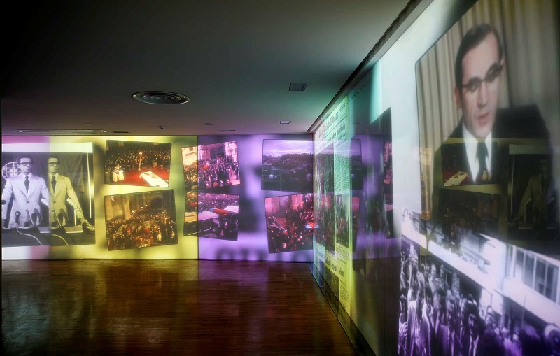 Interior do NewsMuseum em Sintra