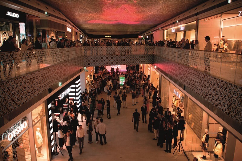 Interior do MAR Shopping Algarve - Loulé