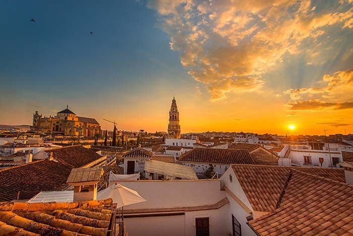 Vista de Córdoba, Espanha - Roteiro ideal de 15 dias pelo sul de Portugal e Espanha